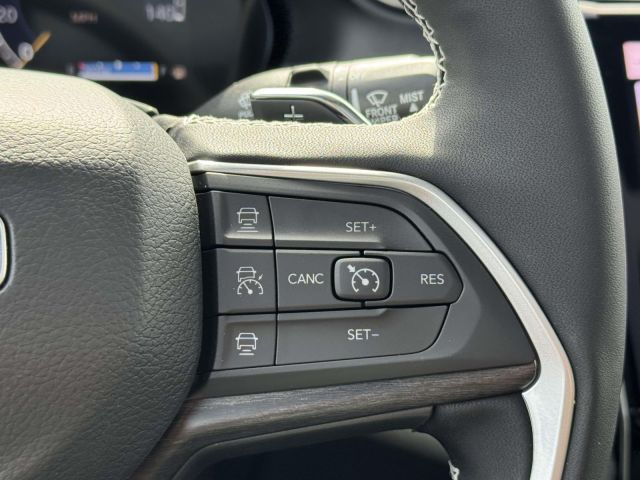 2025 Jeep Grand Cherokee L Limited 4x4