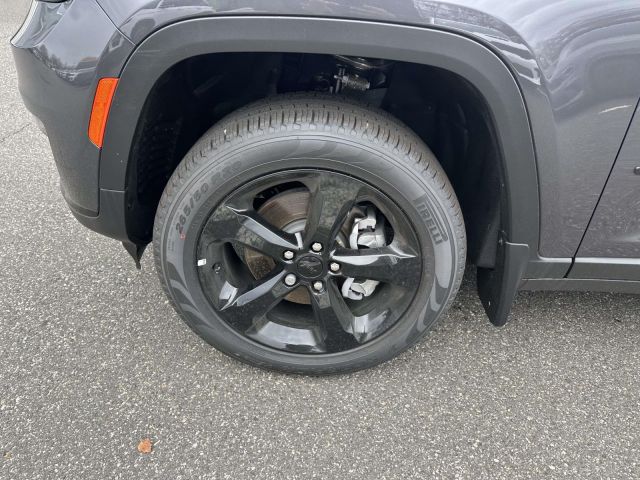 2025 Jeep Grand Cherokee L Limited 4x4