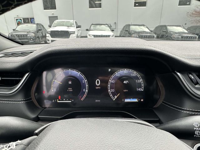 2025 Jeep Grand Cherokee L Limited 4x4