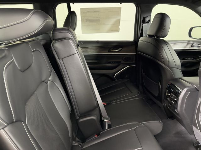 2025 Jeep Grand Cherokee L Limited 2025 Jeep Grand Cherokee L Limited