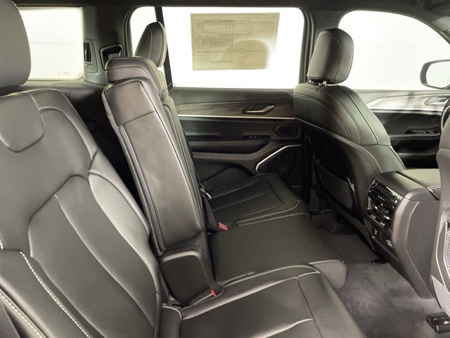 2025 Jeep Grand Cherokee L Limited 2025 Jeep Grand Cherokee L Limited