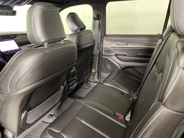 2025 Jeep Grand Cherokee L Limited 2025 Jeep Grand Cherokee L Limited