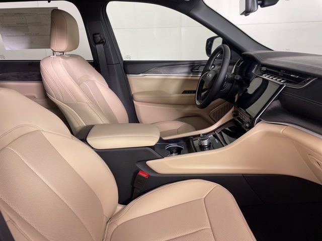 2025 Jeep Grand Cherokee L Limited 2025 Jeep Grand Cherokee L Limited