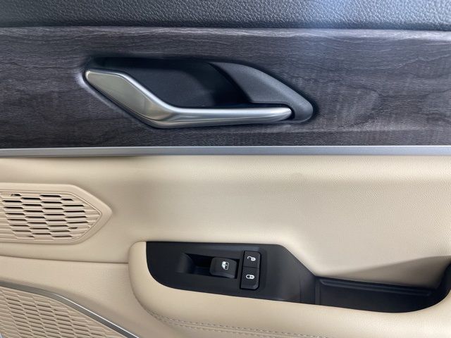 2025 Jeep Grand Cherokee L Limited 2025 Jeep Grand Cherokee L Limited