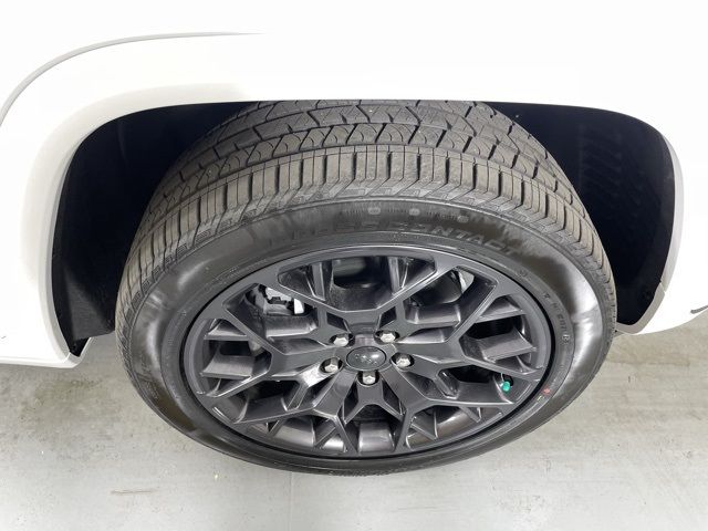 2025 Jeep Grand Cherokee L Summit 2025 Jeep Grand Cherokee L Summit