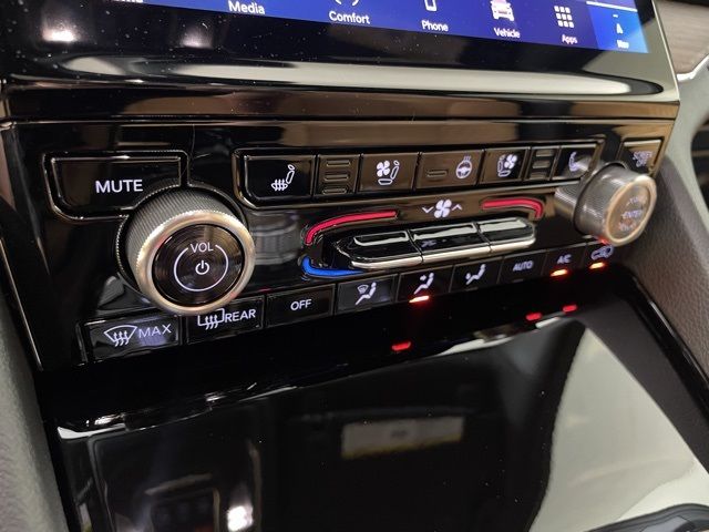 2025 Jeep Grand Cherokee L Summit 2025 Jeep Grand Cherokee L Summit