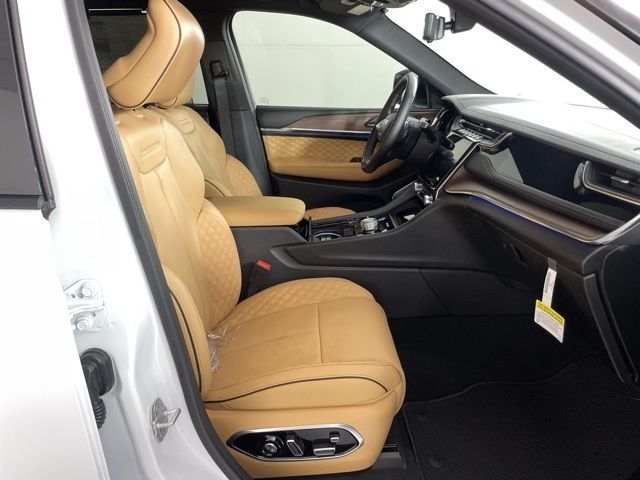 2025 Jeep Grand Cherokee L Summit 2025 Jeep Grand Cherokee L Summit