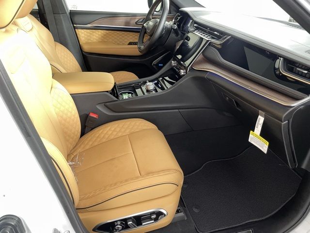 2025 Jeep Grand Cherokee L Summit 2025 Jeep Grand Cherokee L Summit