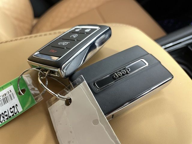 2025 Jeep Grand Cherokee L Summit 2025 Jeep Grand Cherokee L Summit