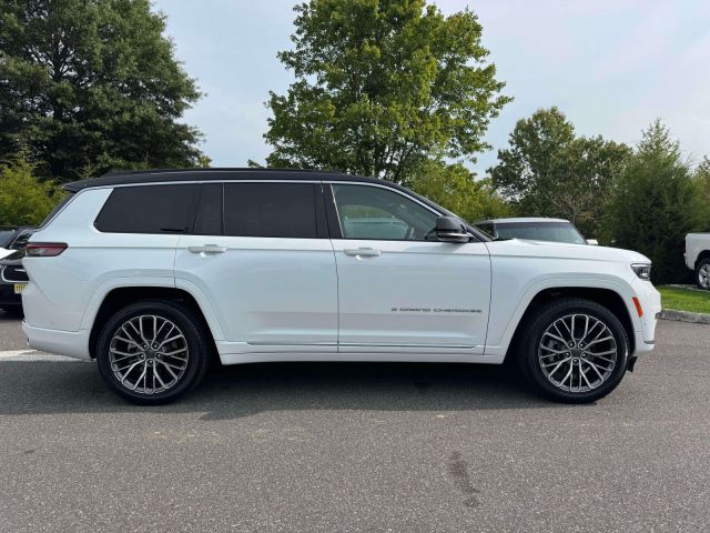 2025 Jeep Grand Cherokee L Summit Reserve 4x4