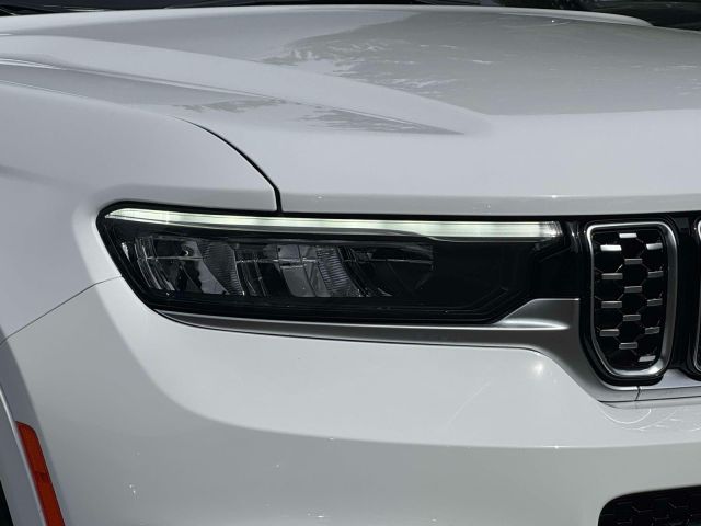 2025 Jeep Grand Cherokee L Summit Reserve 4x4