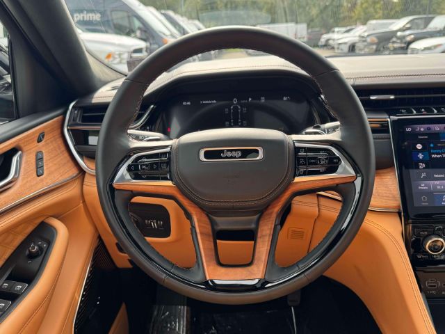 2025 Jeep Grand Cherokee L Summit Reserve 4x4