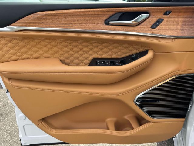 2025 Jeep Grand Cherokee L Summit Reserve 4x4