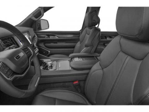 2025 Jeep Wagoneer Series II Carbide