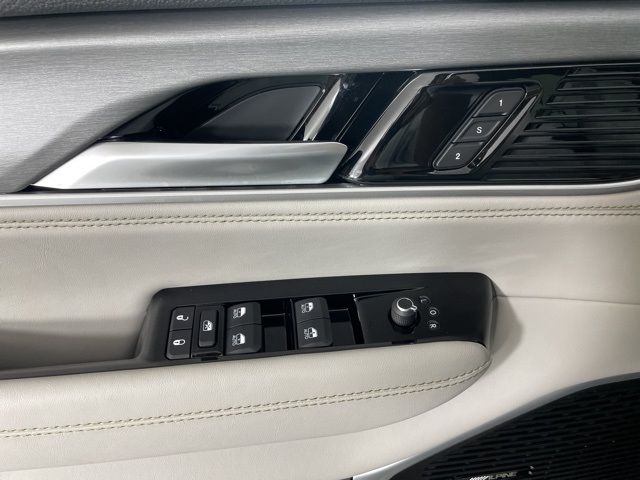 2025 Jeep Wagoneer L Base 2025 Jeep Wagoneer L Base