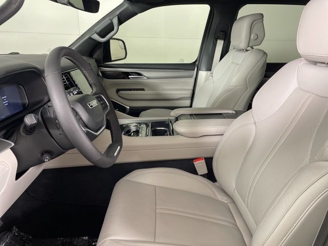 2025 Jeep Wagoneer L Base 2025 Jeep Wagoneer L Base