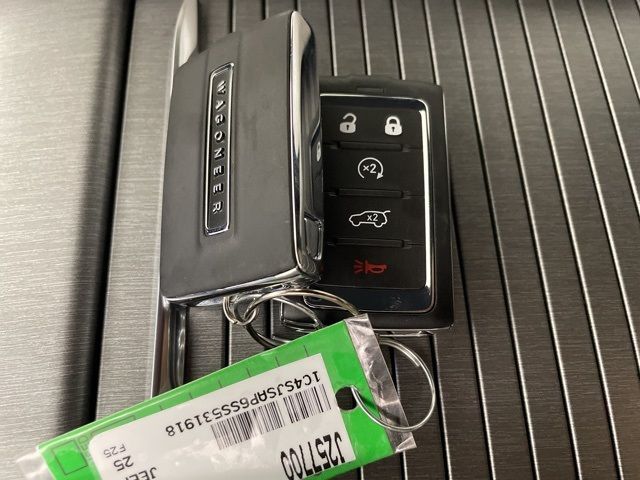 2025 Jeep Wagoneer L Base 2025 Jeep Wagoneer L Base