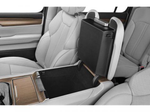 2025 Jeep Wagoneer L Series II Carbide