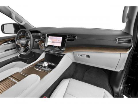 2025 Jeep Wagoneer L Series II Carbide