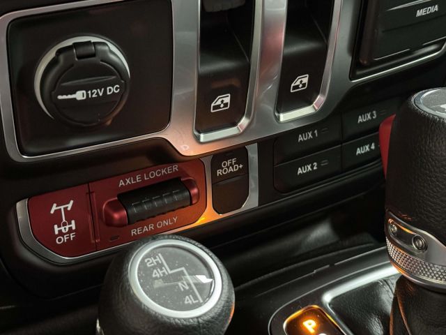 2025 Jeep Wrangler 2-DOOR WILLYS