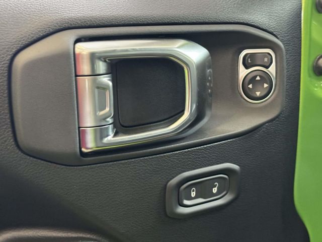 2025 Jeep Wrangler 2-DOOR WILLYS