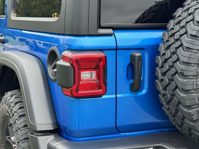 2025 Jeep Wrangler Willys 2 Door 4x4