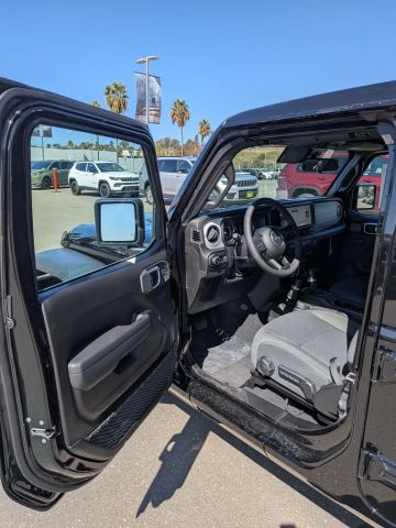 2025 Jeep Wrangler Sport S 2025 Jeep Wrangler Sport S