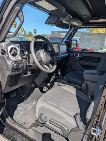 2025 Jeep Wrangler Sport S 2025 Jeep Wrangler Sport S