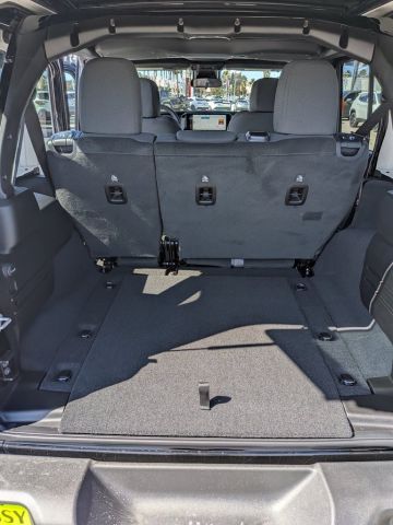 2025 Jeep Wrangler Sport S 2025 Jeep Wrangler Sport S