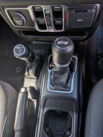 2025 Jeep Wrangler Sport S 2025 Jeep Wrangler Sport S