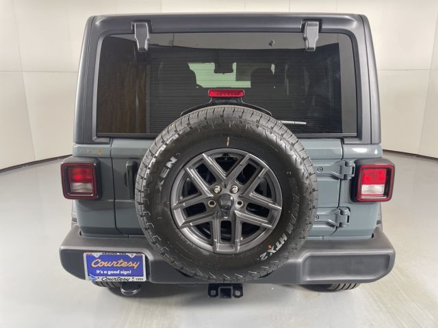 2025 Jeep Wrangler Sport S 2025 Jeep Wrangler Sport S