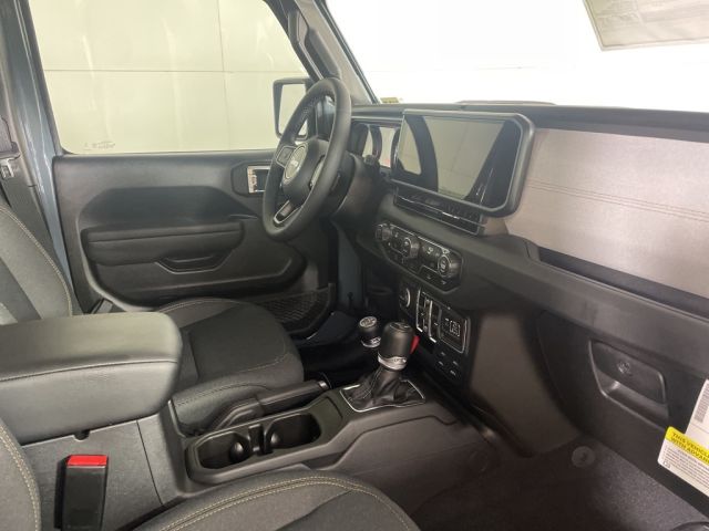 2025 Jeep Wrangler Sport S 2025 Jeep Wrangler Sport S