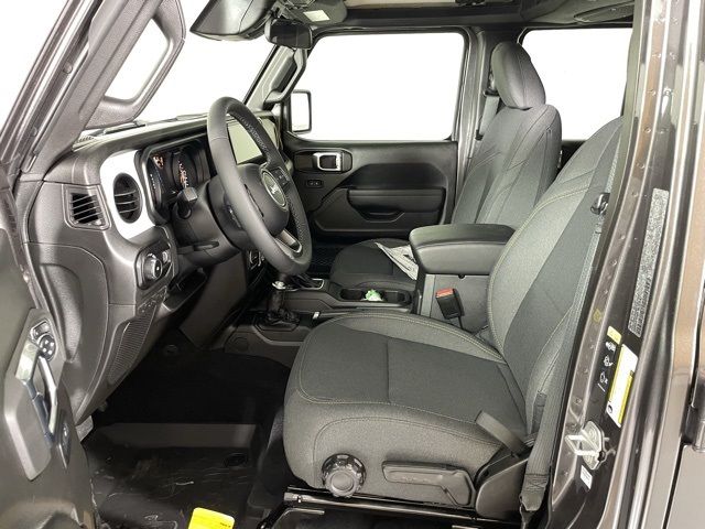 2025 Jeep Wrangler Sport S 2025 Jeep Wrangler Sport S