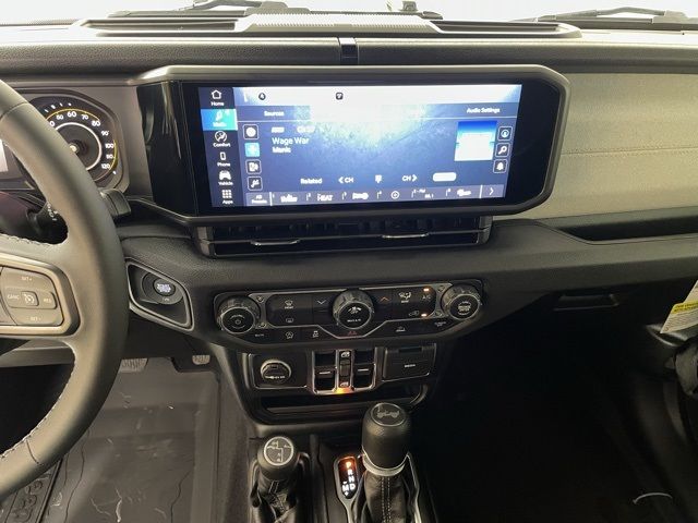 2025 Jeep Wrangler Sport S 2025 Jeep Wrangler Sport S