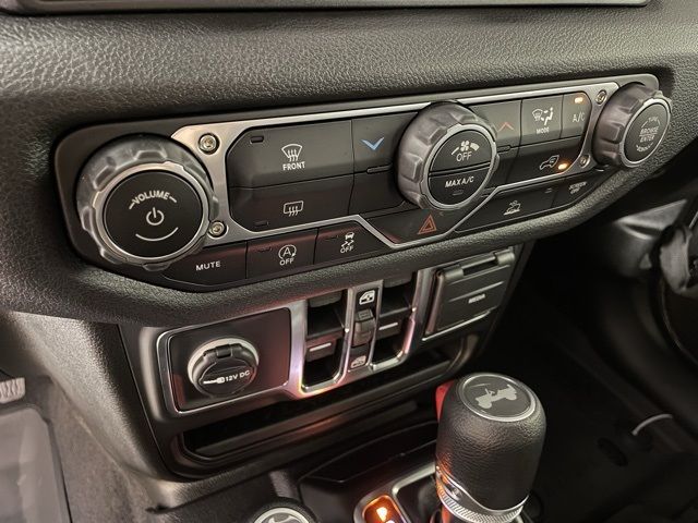 2025 Jeep Wrangler Sport S 2025 Jeep Wrangler Sport S