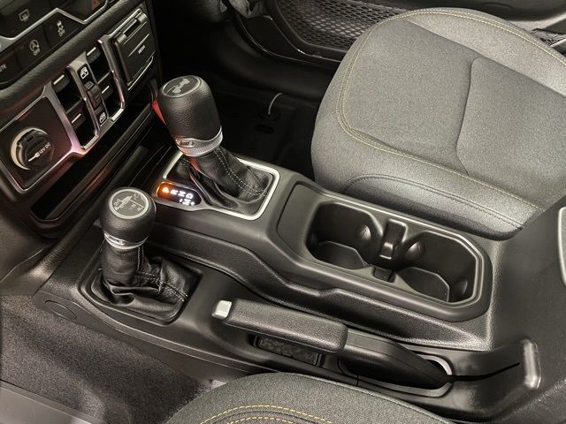 2025 Jeep Wrangler Sport S 2025 Jeep Wrangler Sport S