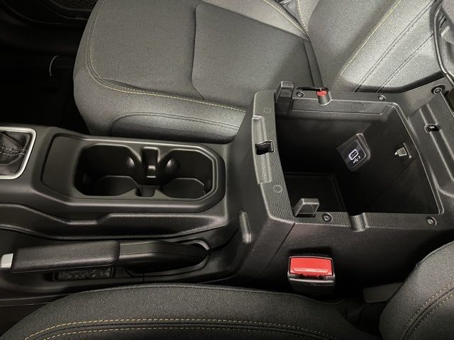 2025 Jeep Wrangler Sport S 2025 Jeep Wrangler Sport S