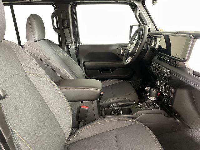 2025 Jeep Wrangler Sahara 2025 Jeep Wrangler Sahara