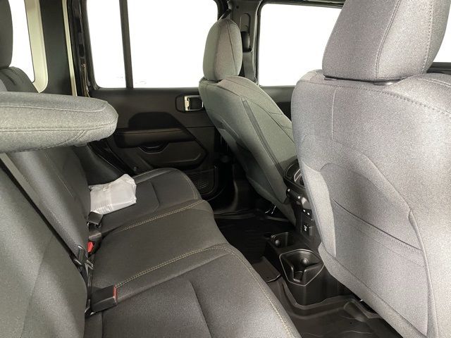 2025 Jeep Wrangler Sahara 2025 Jeep Wrangler Sahara