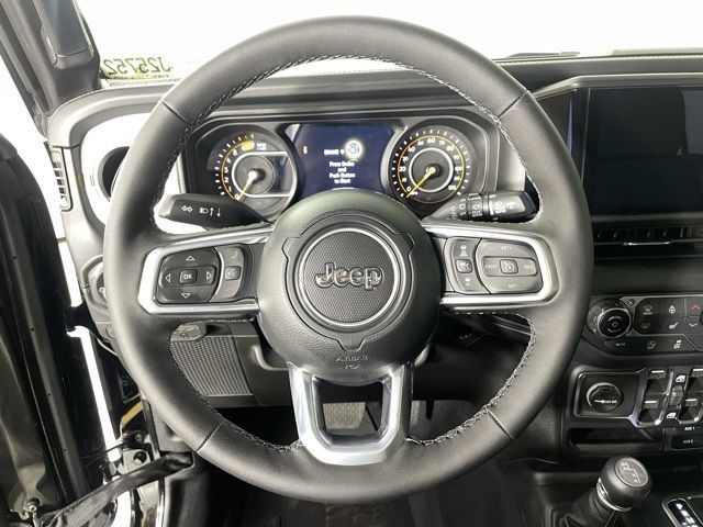 2025 Jeep Wrangler Sahara 2025 Jeep Wrangler Sahara
