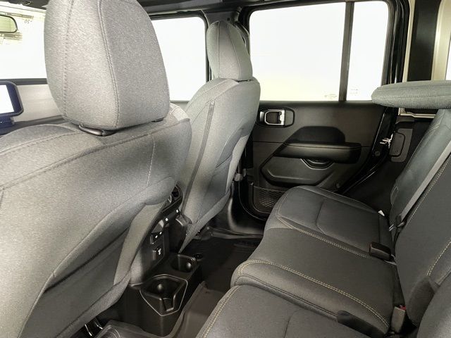 2025 Jeep Wrangler Sahara 2025 Jeep Wrangler Sahara