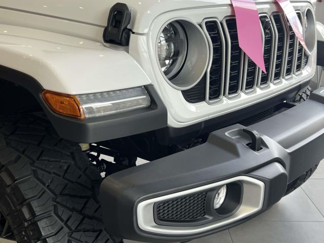 2025 Jeep Wrangler Sahara 4 Door 4x4 2025 Jeep Wrangler Sahara 4 Door 4x4