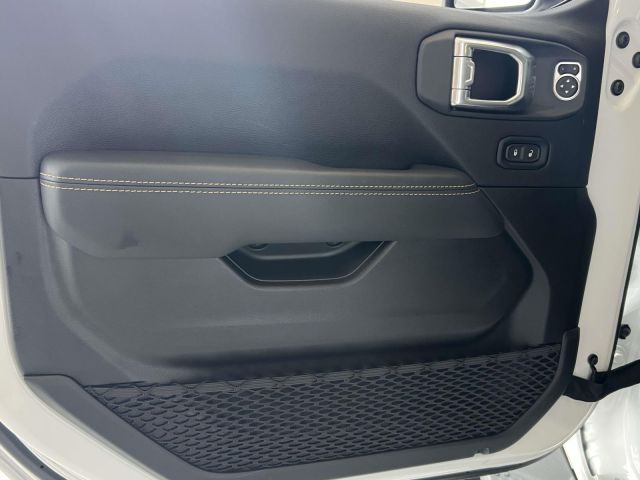 2025 Jeep Wrangler Sahara 4 Door 4x4 2025 Jeep Wrangler Sahara 4 Door 4x4