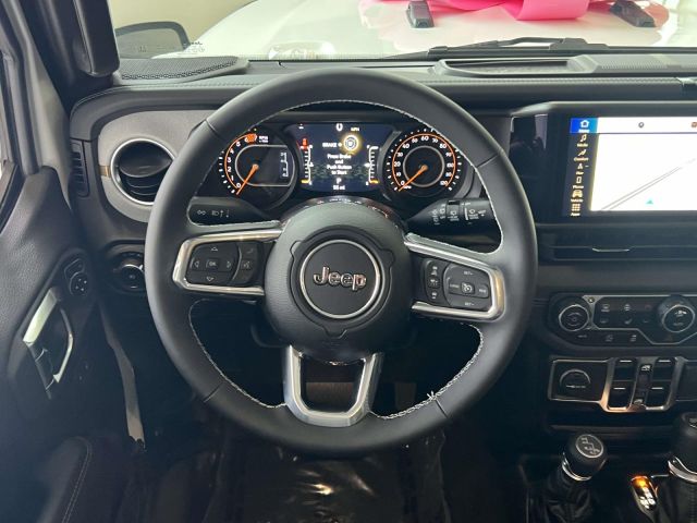 2025 Jeep Wrangler Sahara 4 Door 4x4 2025 Jeep Wrangler Sahara 4 Door 4x4