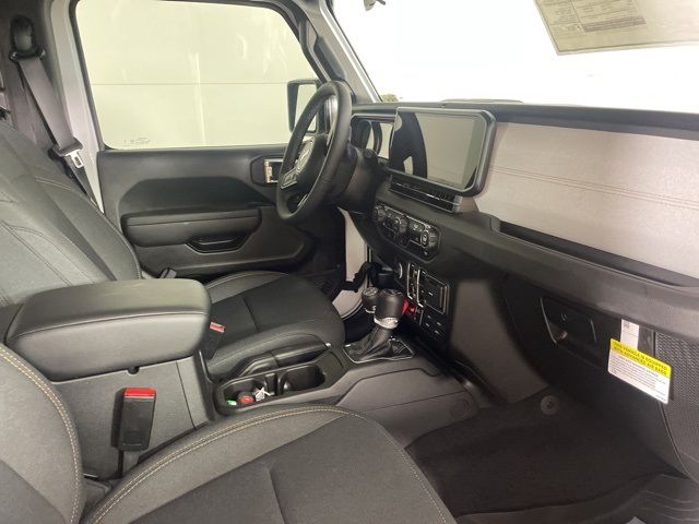 2025 Jeep Wrangler Willys 2025 Jeep Wrangler Willys