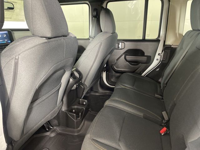 2025 Jeep Wrangler Willys 2025 Jeep Wrangler Willys