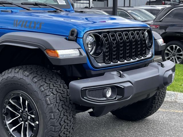 2025 Jeep Wrangler Willys 4 Door 4x4
