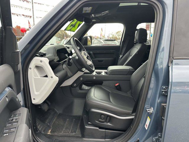 2025 Land Rover Defender S 2025 Land Rover Defender S