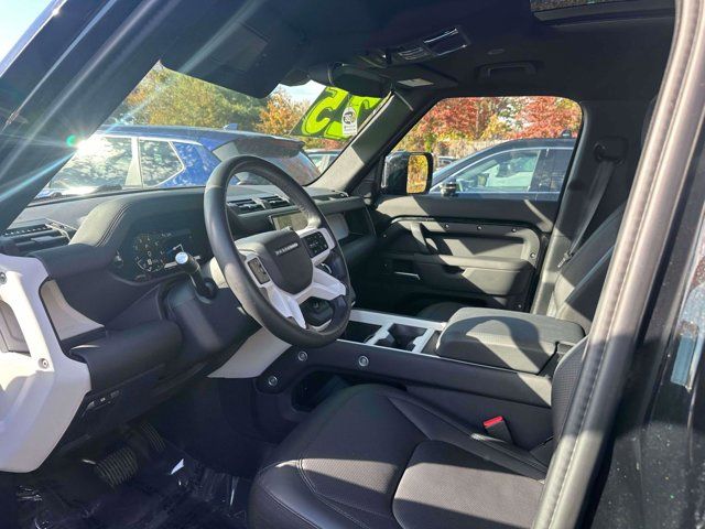 2025 Land Rover Defender S