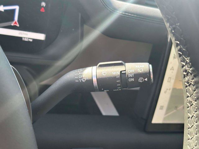 2025 Land Rover Defender S